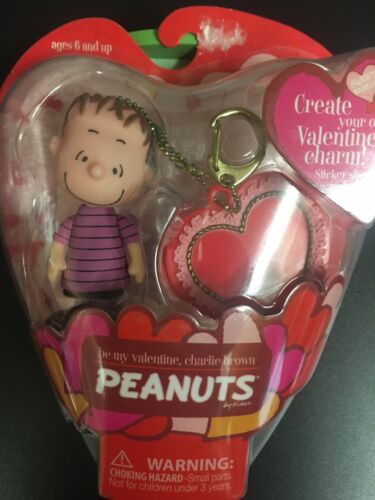 Charlie Brown Be My Valentine Day Figure Figurine Keychain Toy NEW Peanuts LINUS