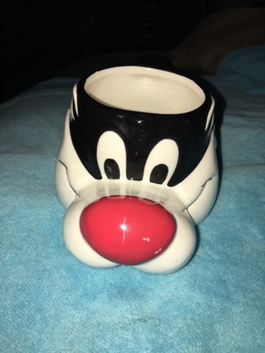 Looney Tunes 1989 Sylvester The Cat 3D Head Shaped Coffee Mug, Cute