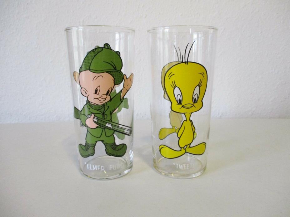 2- 1973 Pepsi Warner Bros Glasses-Elmer Fudd & Tweety Bird, Thin Glass