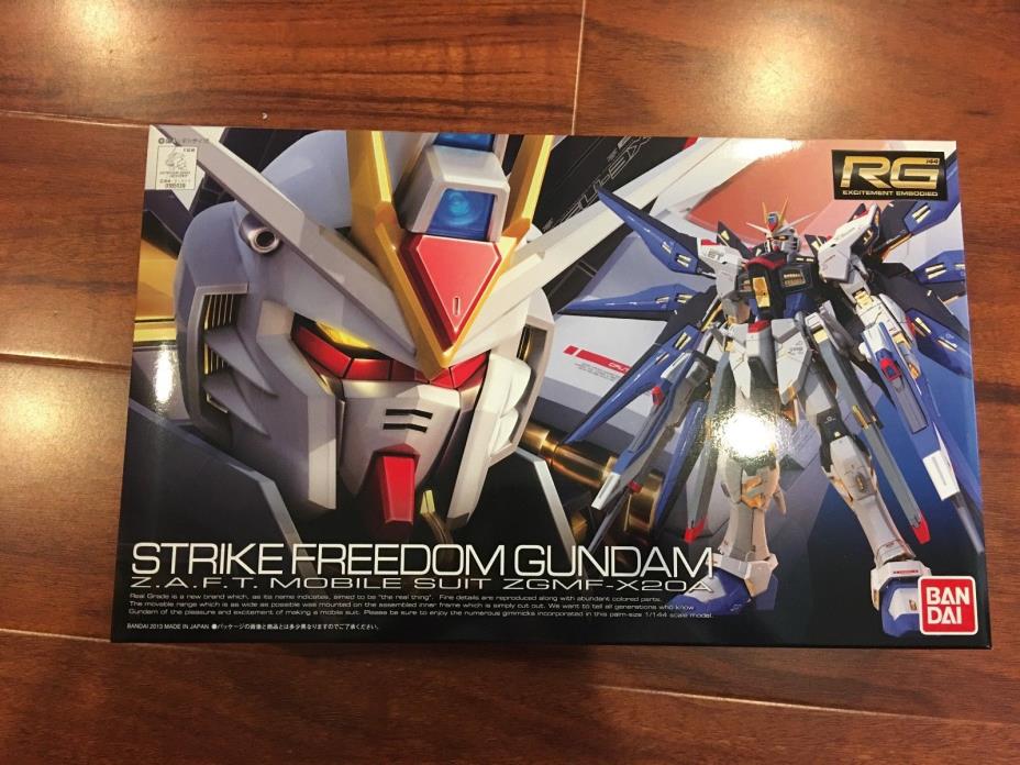 Bandai RG #14 1/144 Gundam Strike Freedom Model Kit