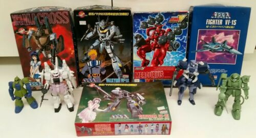 Macross & Gundam plastic model kit lot of 8