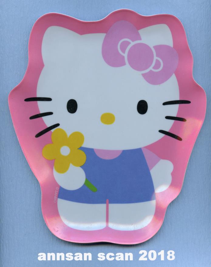 Hello Kitty plastic plate 9