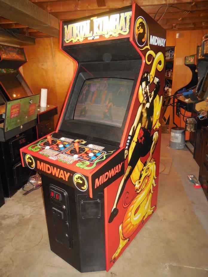 Mortal Kombat multi I II III Ultimate arcade game machine + WWF Wrestlemania