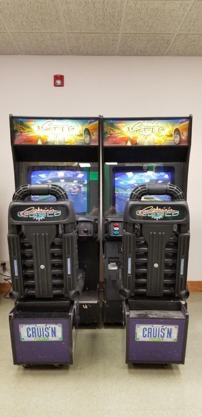 Cruis'n World (2 machines linked)  Both machines for one great price!