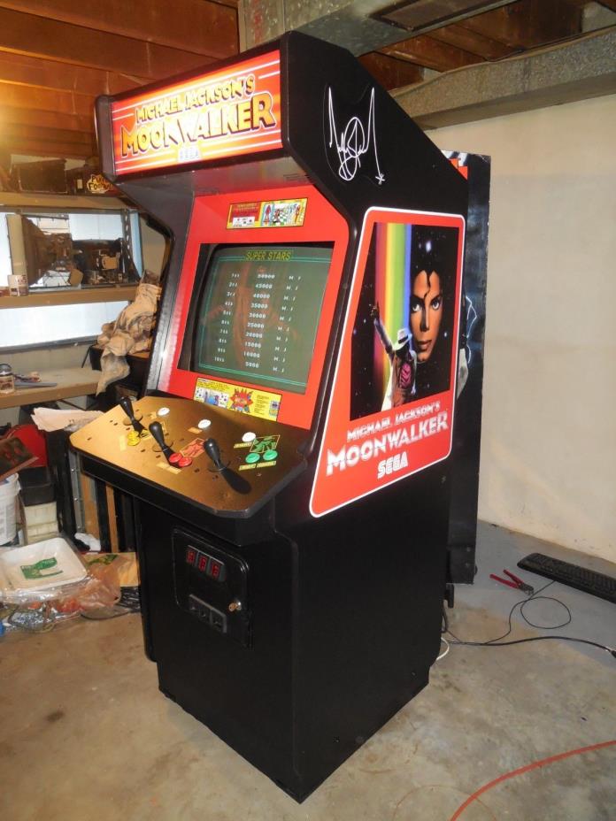 Michael Jackson's Moonwalker arcade game machine  Thriller moon walker Jackson 5