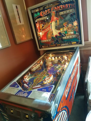 Captain Fantastic Pinball Machine 1970s Works Great!