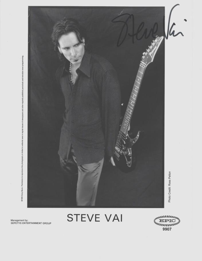 STEVE VAI-AUTOGRAPH-SIGNED PUBLICITY PHOTO B-W 8 X 10-SIGNED IN PERSON