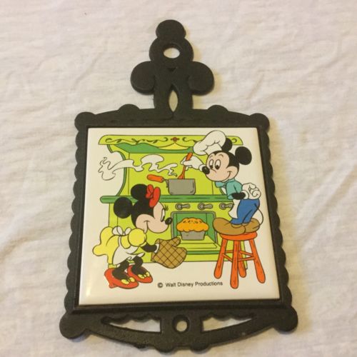 Walt Disney Mickey and Minnie Mouse Vintage Hot Plate 9 in x 5 in