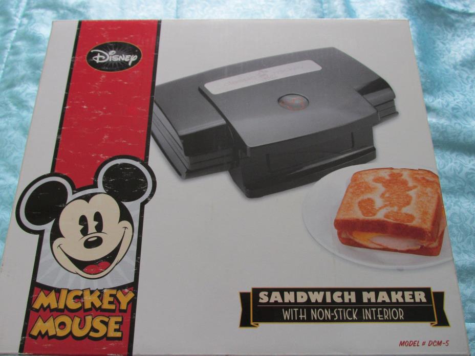 N.I.B.  MODEL # D C M 5 MICKEY MOUSE SANDWICH MAKER UPC#55772 00784