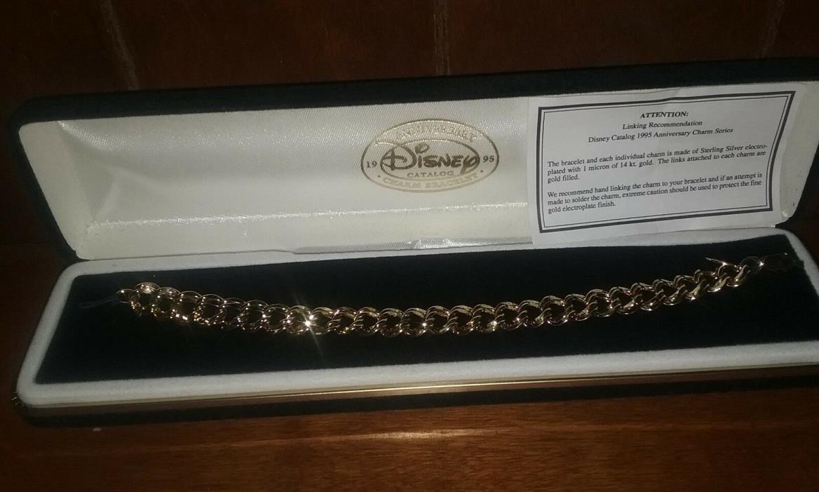 RARE VINTAGE 1995 DISNEY Charm Bracelet Gold on Silver MINT NEW IN BOX!