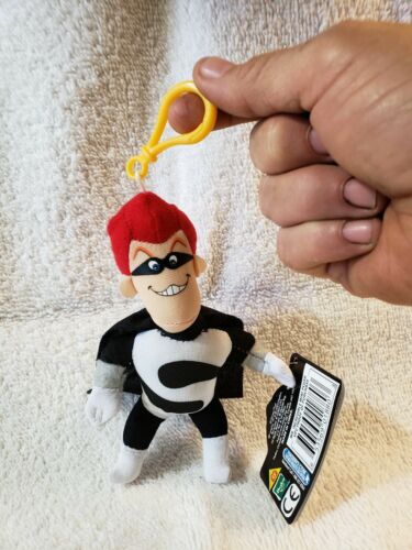 NEW SYNDROME PLUSH KEYCHAIN THE INCREDIBLES HASBRO CLIP ON NWT PARTY GIFTS NWT