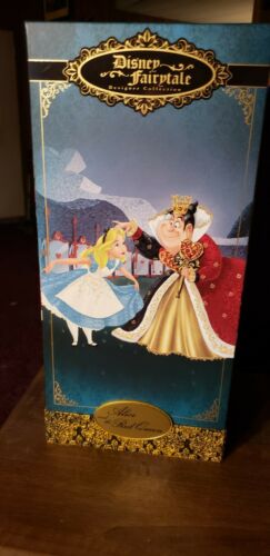 Disney Fairytale Designer Limited Edition Doll Alice & The Red Queen, Gift Bag