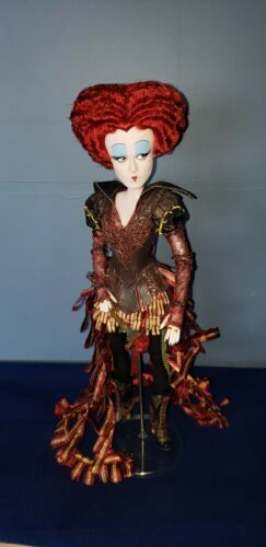 DISNEY ALICE THROUGH THE LOOKING GLASS RED QUEEN LIMITED LE 4000 DOLL IN HAND