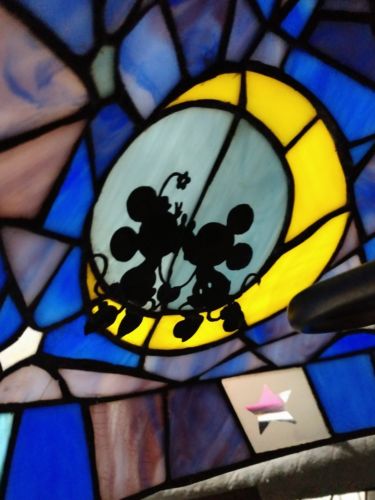 DISNEY MICKEY MINNIE STAINED GLASS TIFFANY LAMP LE