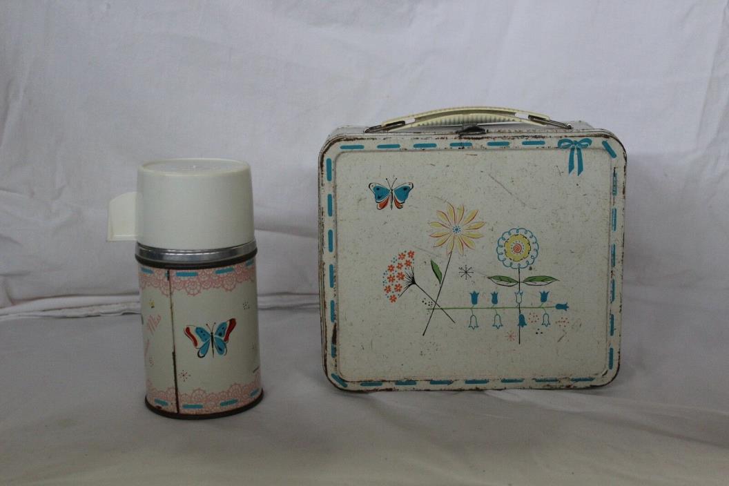 Junior Miss Lunch Box w/Matching Thermos (1960)
