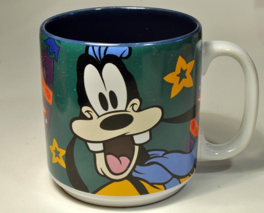 Vintage Goofy w/ Green Background & Very Dark Blue Inside 11oz. Coffee Cup Mug