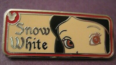 Snow White Rearview Mirror HM Disney Pin