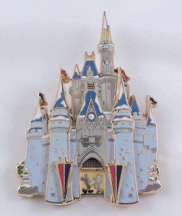 Disney WDW Cast Member Castle Series Castle (Tokyo) 3D Jumbo Pin 2003