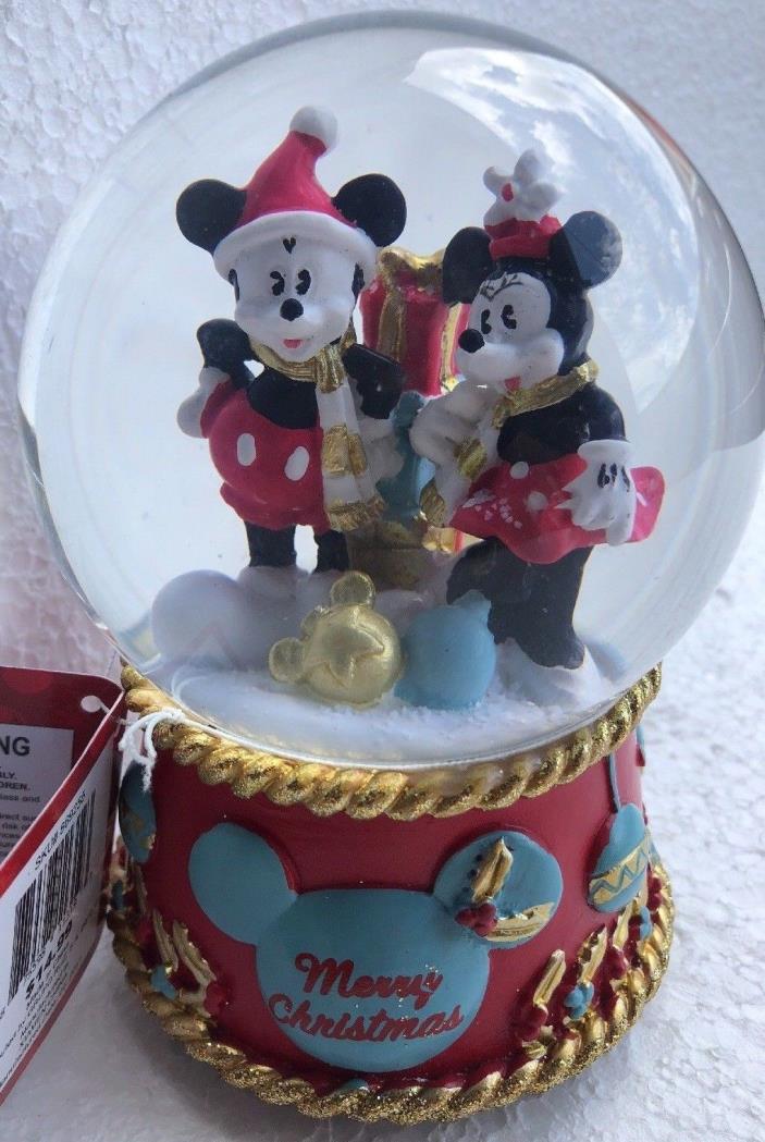 MICKEY AND MINNIE MOUSE MUSICAL SNOW GLOBE Reads Merry CHRISTMAS collectible