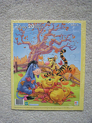 NEW DISNEY Hasbro 20 Piece Winnie the Pooh & Friends Puzzle Autumn Fall Leaves