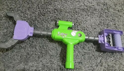 Disney Parks Buzz Lightyear Star Command Flip Grip Claw Grabber Arm Toy 2009