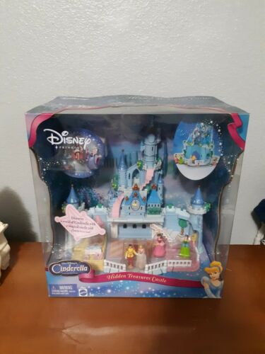 Disney 2004 Cinderella Hidden Treasures Castle