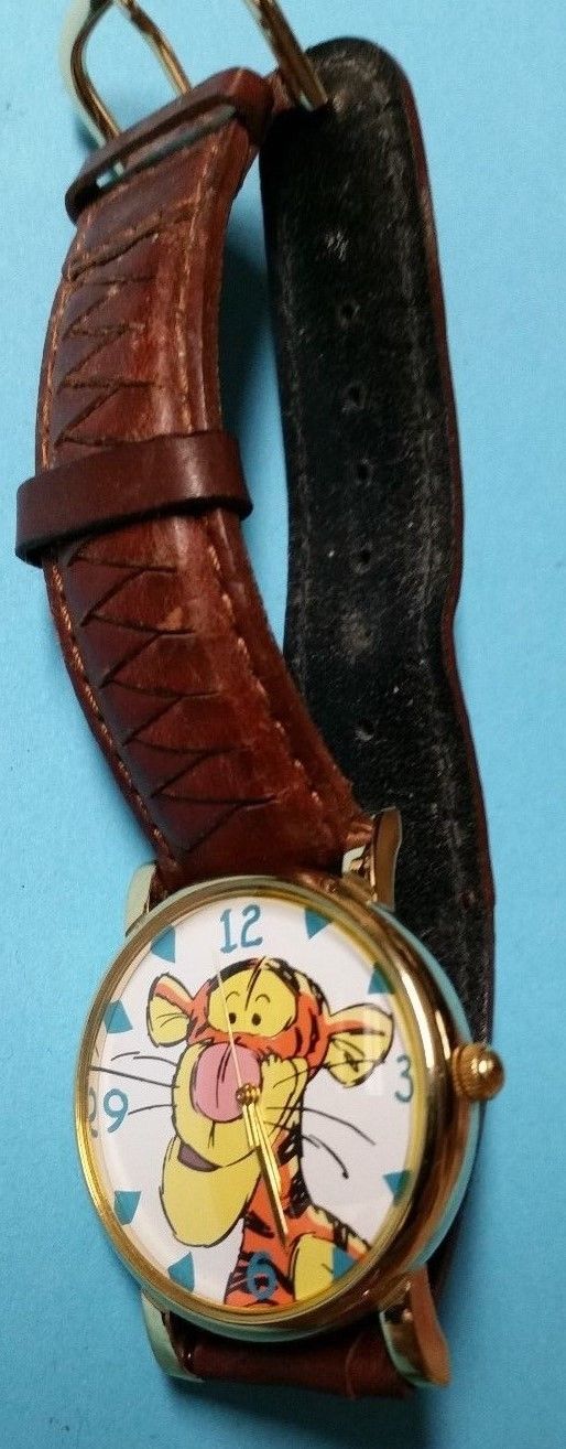 Vintage Disney Winnie The Pooh Tigger Timex Watch With Leather Band