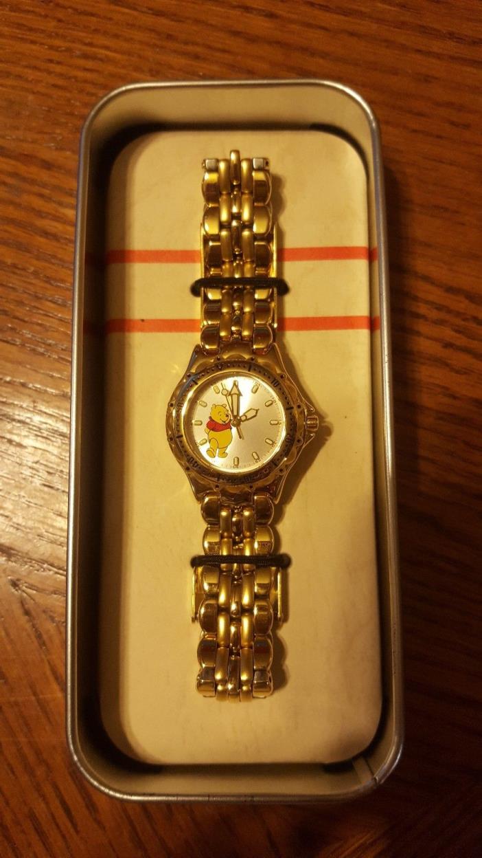 Vintage Winnie The Pooh Fossil Disney Store Exclusive Watch