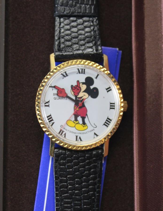 Vintage Bradley Quartz Ladies Disney Mickey Mouse Watch Leather Band CIB
