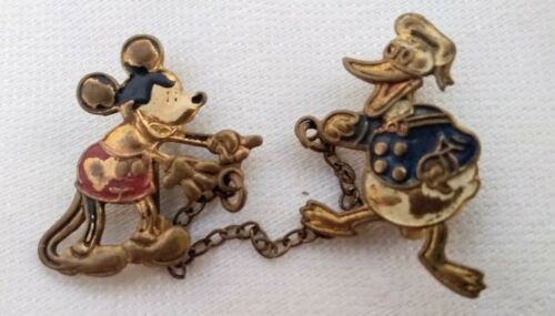 VTG RARE WALT DISNEY 1930s MICKEY MOUSE DONALD DUCK SWEATER PIN ENAMELED JEWELRY