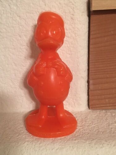Vintage Disneyland toy factory mold a Rama Donald duck wax figure! Rare! Awesome