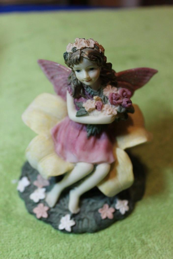 THE FAIRY COLLECTION-FIGURINE-LILLY FAIRY-DIZINE #5572-IN BOX