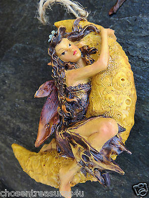 FAIRY SITTING IN MOON ANTHONY FISHER MIDDLE EARTH whimsical village faeries