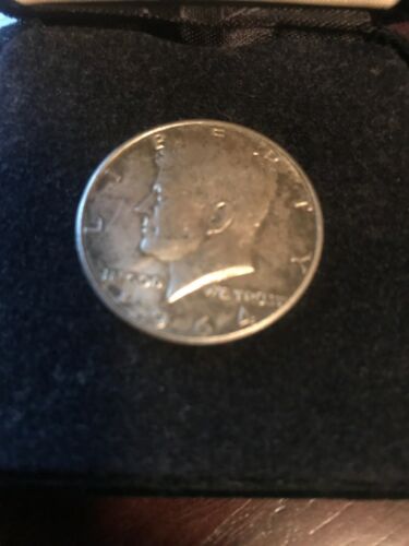 1964    Kennedy half dollar - 90% Silver