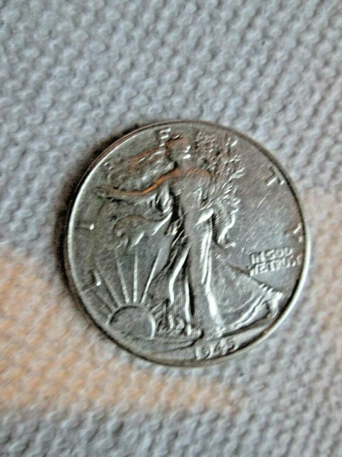 1945 P walking liberty half dollar Silver Coin, Nice Condition! - 512