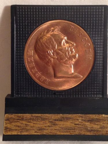 Commemorative Presidential Coin President of United States Abe Abraham Lincoln