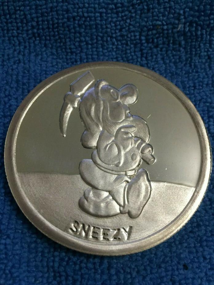 Walt Disneys Snow White 50th Anniverary 5oz .999 Silver Round 