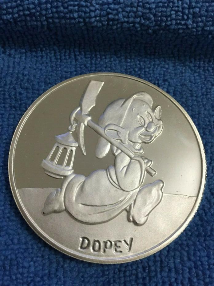Walt Disneys Snow White 50th Anniverary 5oz .999 Silver Round 