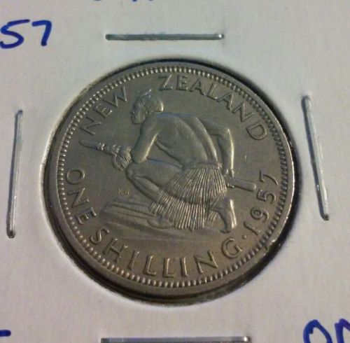 1957 New Zealand One Shilling Coin - KM#27.2  - Very Sharp Details (#IN1573)