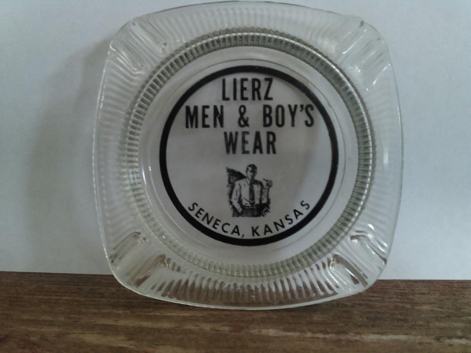 Lierz Men & Boys Wear Seneca, Kansas  Ash Tray