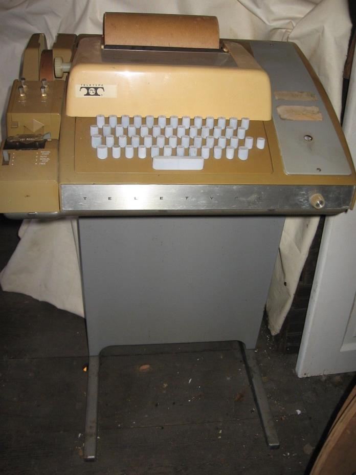 Vintage Teletype Machine Model 3320 5JE With Stand, Teletypewriter w/ Manual