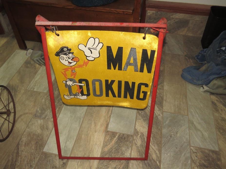 Reddy Kilowatt MAN COOKING MEN DRINKING Standing Sign SMALTZ Sand Paint Double