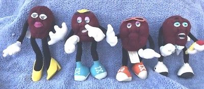 1988 HARDEES 3RD EDITION PROMOTION 4 PIECE SET CALIFORNIA RAISINS- SOFT BENDABLE
