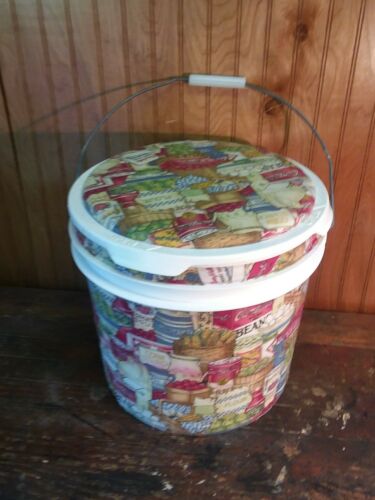 UNIQUE Campbell's Soup Products Plastic 3.5 Gallon Bucket with Lid