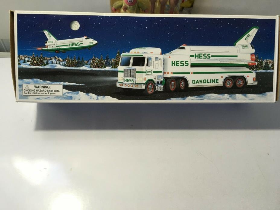 Hess Toy Truck & Space Shuttle - Working Lights 1999 - NEW