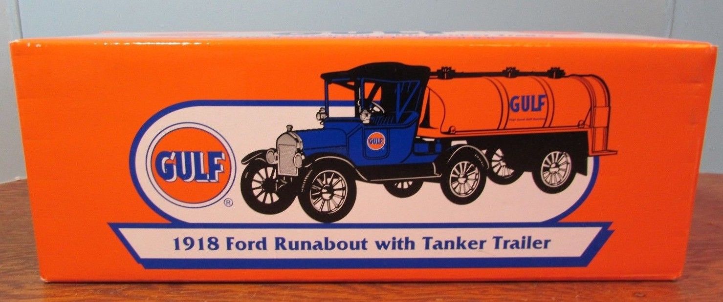 GULF collectible truck/bank 1918 FORD RUNABOUT TANKER TRAILER truck 1/25 scale