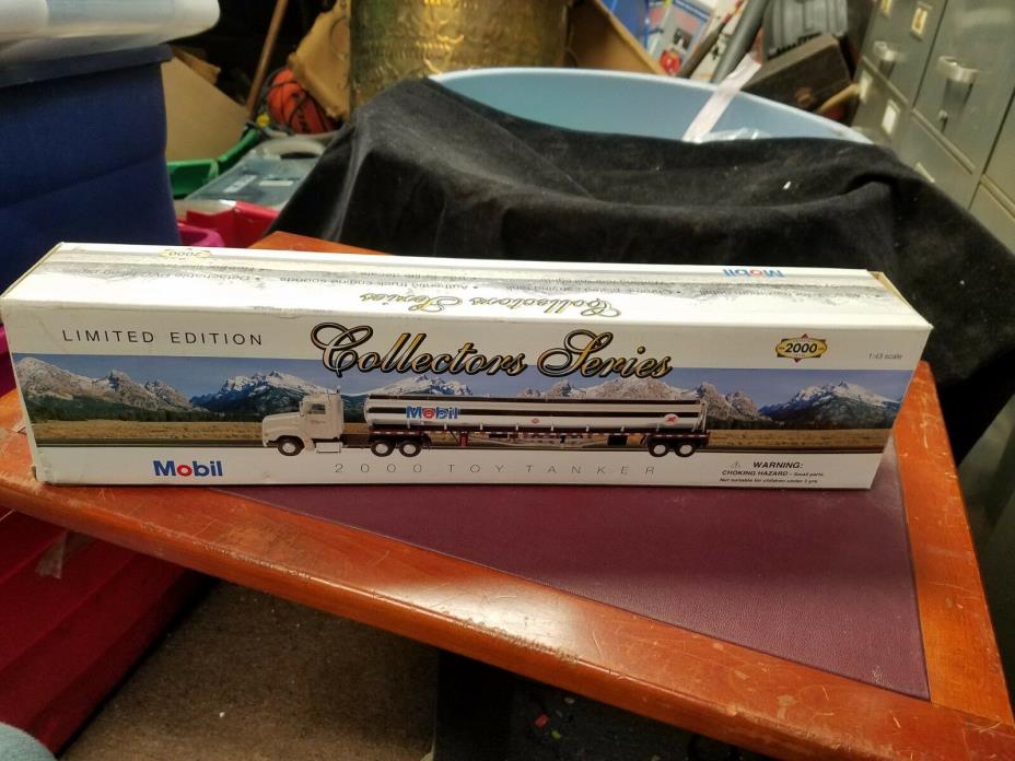 MOBIL Limited Edition 2000 Toy Tanker Truck 1:43 NIB