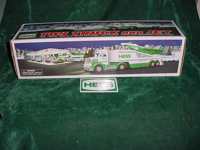CHRISTMAS XMAS GIFT  2010 HESS TOY TRUCK AND JET TRUCK TOYS TRUCK MINT IN BOX