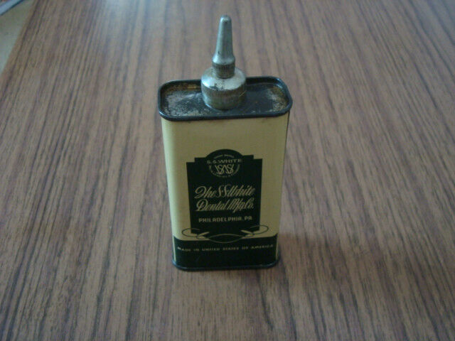 Vintage S. S. White Lubricating Oil - Lead top 4 Oz can - Empty