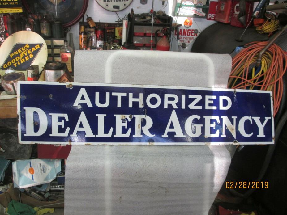 Early Original Gulf Authorized Dealer Agency Porcelain Sign